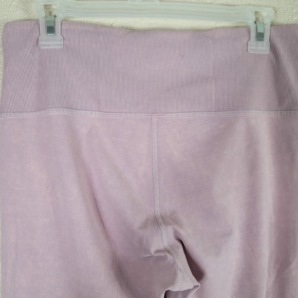 Lululemon Winder Under Crop Size 10 Ribbed purple - Picture 6 of 10